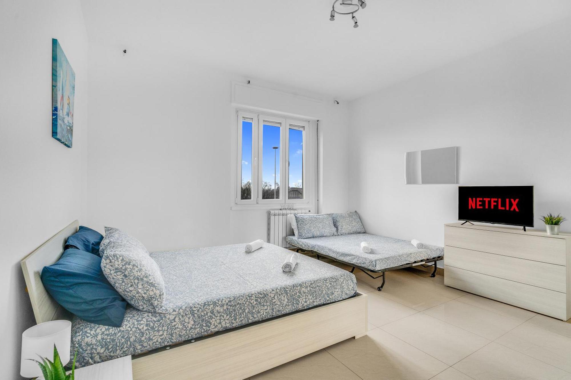 Rog27-Large Apartment With Transport Close To Home- Милано Екстериор снимка