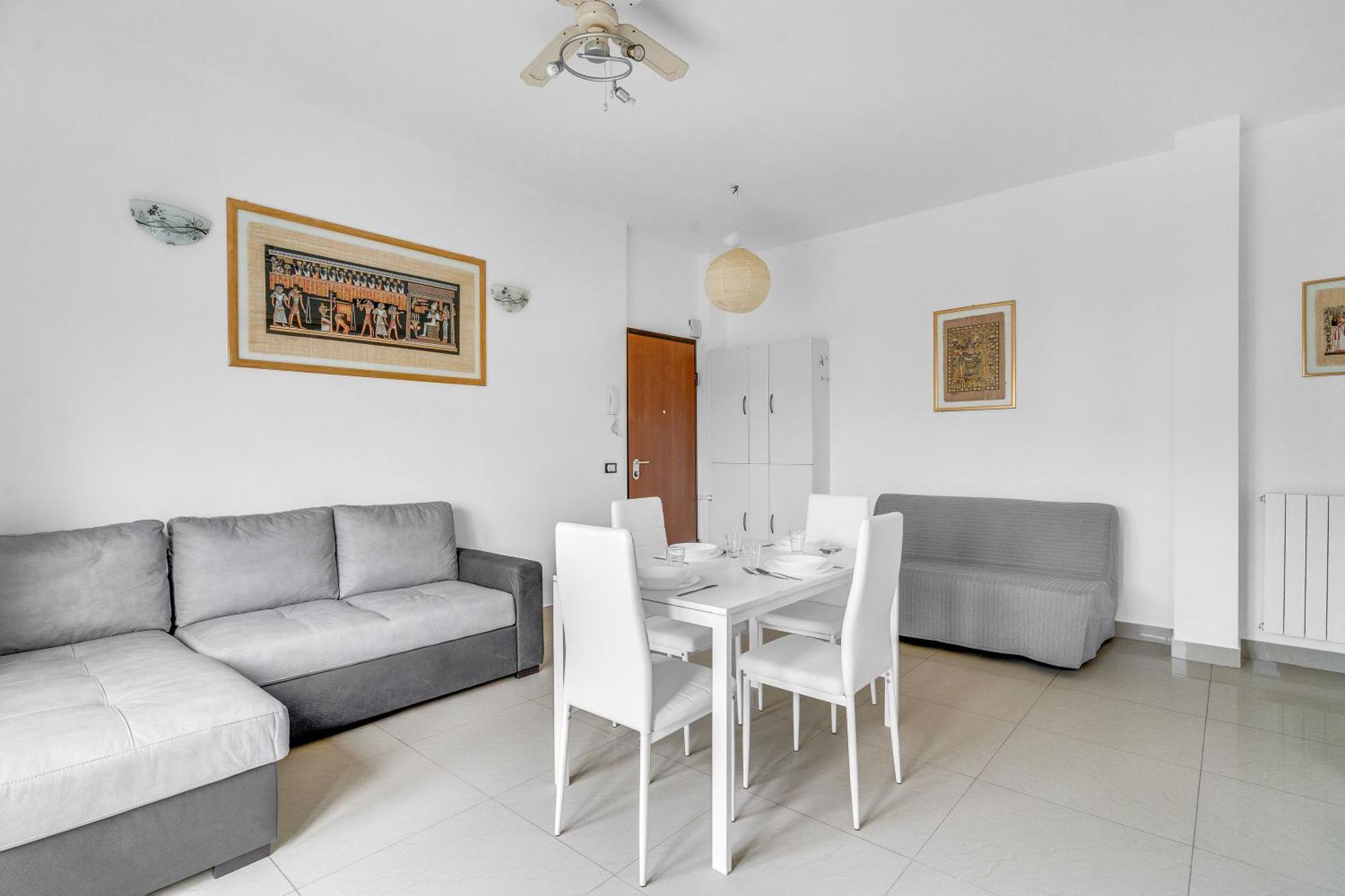 Rog27-Large Apartment With Transport Close To Home- Милано Екстериор снимка